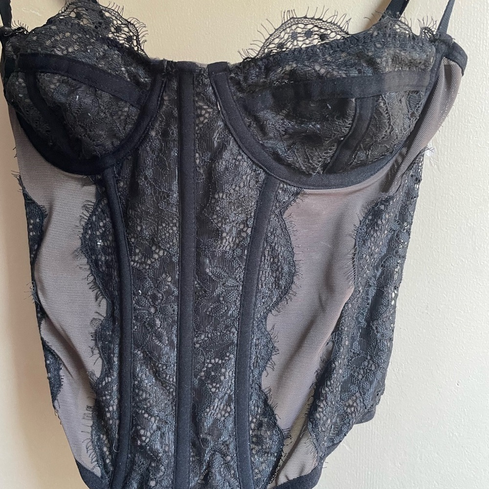 Urban outfitters out from under corset top in gray and black lace size S y2k - Picture 4 of 7